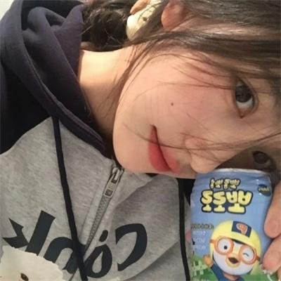 系统坑我冰山校花送我早餐奶